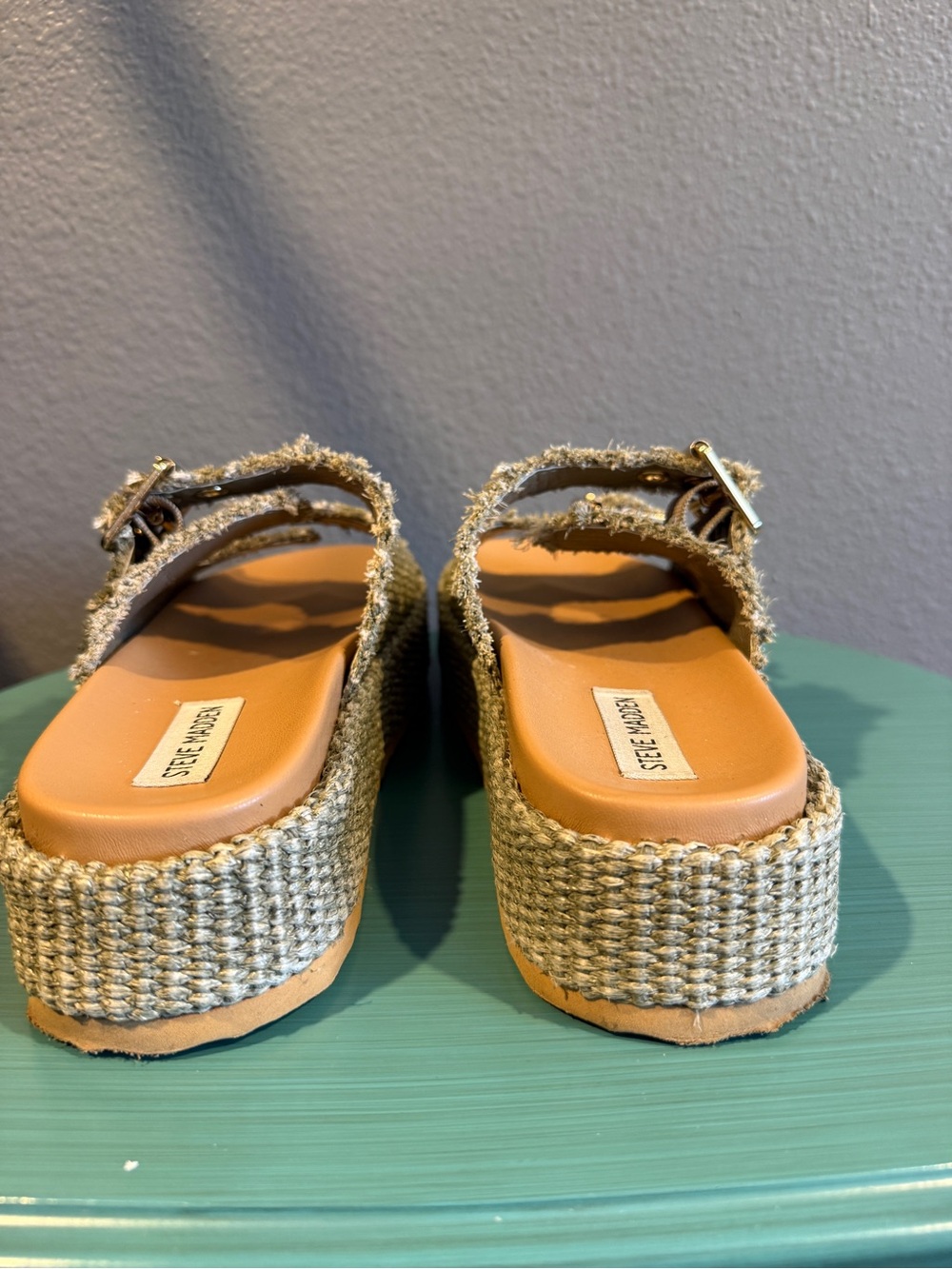 Steve Madden Kerrigan Sz 8.5 Raffia Dual-Buckle Platform Slides Olive | GUC - Picture 9 of 11